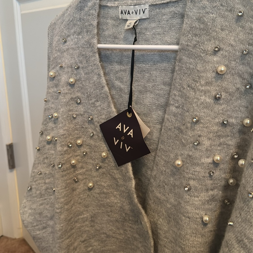 Ava & Viv Gray Cardigan with Pearl Embellishments - Picture 7 of 8